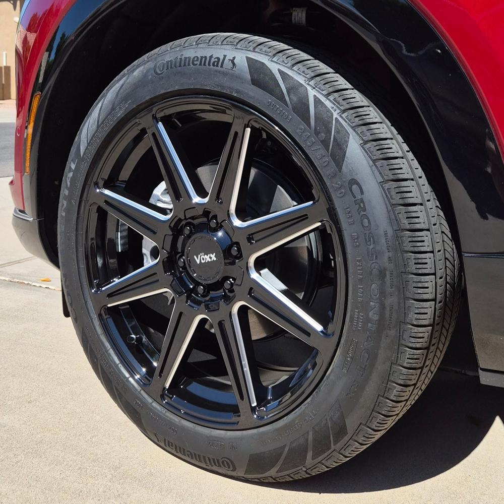 Cadillac Lyriq Voxx Road Wheel Rocca